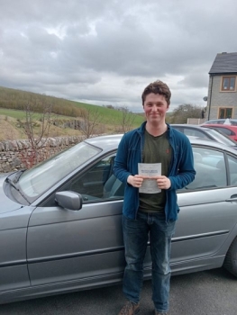 Massive congratulations go to James, who passed his driving test today at the first attempt and with only 3 driver faults. He joins my exclusive club of passing both theory and driving test first time.<br />
It´s been an absolute pleasure taking you for lessons. Enjoy your independence and stay safe 👏👏👏👏👏