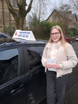 Massive congratulations go to Izzy, who passed her test today at the 1st attempt and with just 1 driver fault. It´s been an absolute pleasure taking you for lessons, enjoy your independence and stay safe 👏👏👏👏