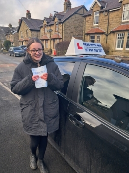 Massive congratulations go to Jess, who passed her driving test today in Buxton. You finally conquered those nerves and nailed it. Well done.<br />
It´s been an absolute pleasure taking you for lessons, enjoy your independence and stay safe